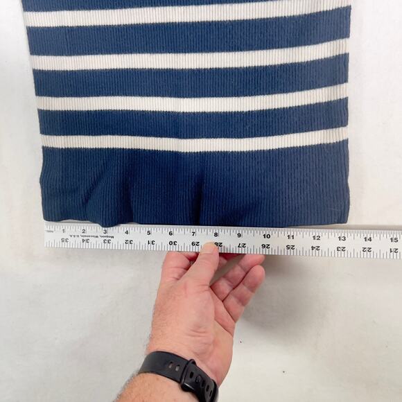 Ann Taylor Tunic Style Shirt Woman's XS VINTAGE Made in Hong Kong Navy Stripe - Picture 8 of 11